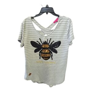 Simply Southern Gray and White Graphic Tee with Bee Design Size L